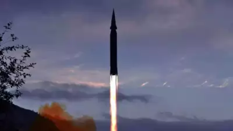 रूस दौरे के बीच किम जोंग उन ने फिर बढ़ाई अमेरिका की टेंशन, दक्षिण कोरिया की तरफ दागी मिसाइल