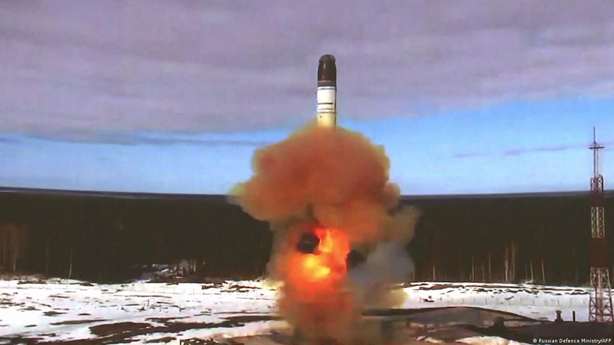 रूस ने परमाणु मिसाइल का परीक्षण किया और वह वैश्विक परमाणु परीक्षण पाबंदी को रद्द कर सकता है: पुतिन