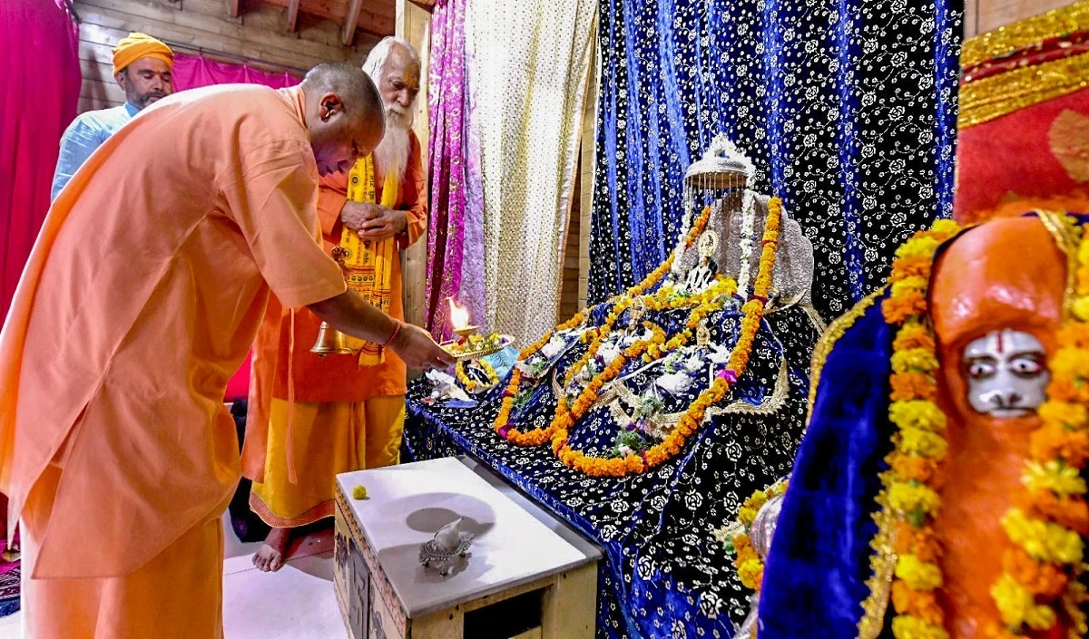 प्रधानमंत्री मोदी के जरिये राम लला की प्राण-प्रतिष्ठा का समारोह रामभक्तों की भावनाओं को दर्शाएगा: योगी