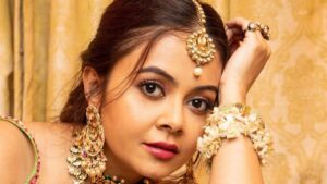 devoleena-bhattacharjee-sixteen_nine