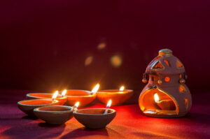 clay-diya-lamps-lit-during-diwali-celebration-indian-hindu-light-festival-called-diwali_136354-2554