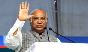 kharge_large_0646_153