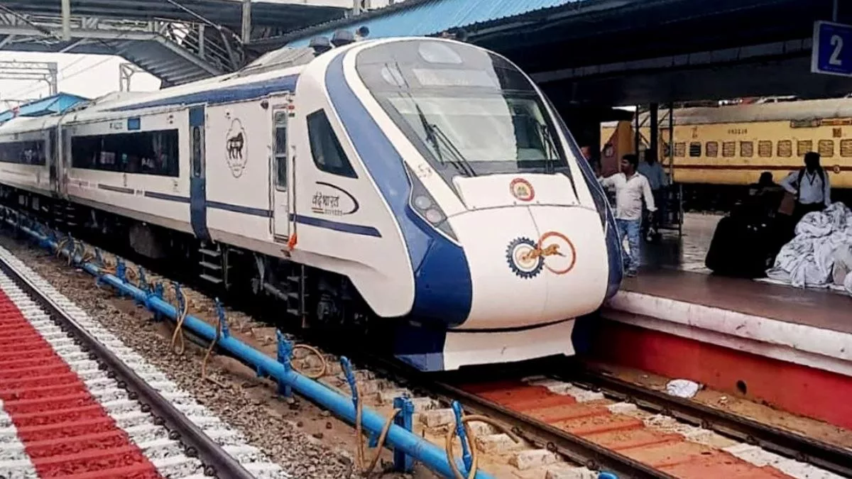 प्रधानमंत्री मोदी आज जालना-मुंबई वंदे भारत ट्रेन सेवा को हरी झंडी दिखाएंगे