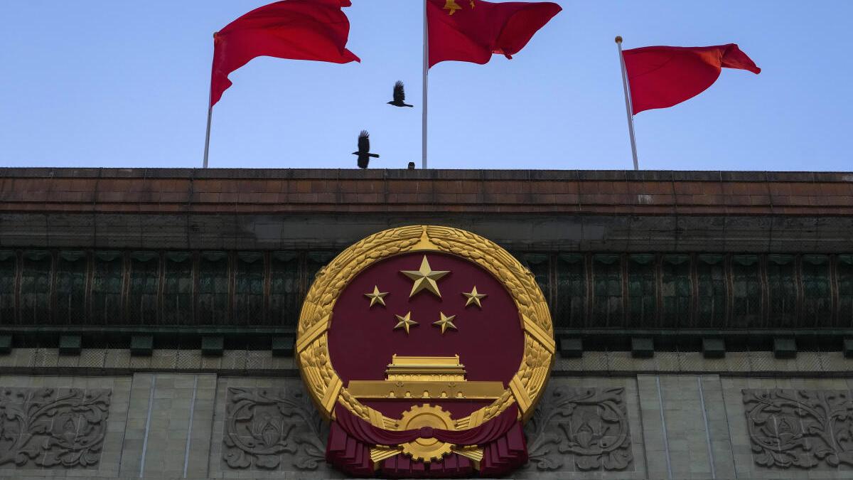 चीन : पीएलए के नौ शीर्ष जनरल संसद से बर्खास्त
