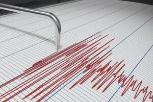 Earthquake-felt-in-Delhi