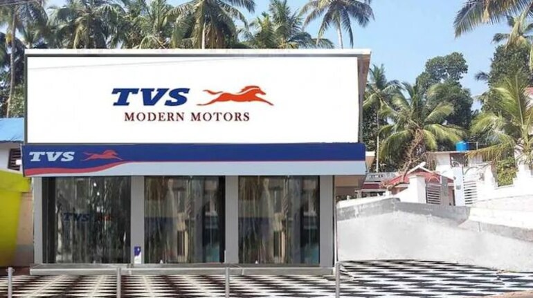 टीवीएस मोटर ने तमिलनाडु में चक्रवात राहत कार्य के लिए तीन करोड़ रुपये दिये