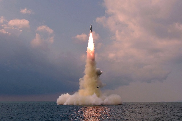 उत्तर कोरिया ने दागीं कई क्रूज मिसाइल: दक्षिण कोरिया का दावा