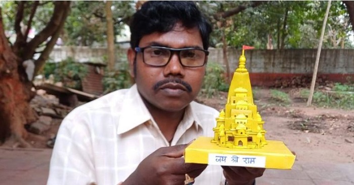 ओडिशा के कला शिक्षक ने बनाई राम मंदिर की प्रतिकृति
