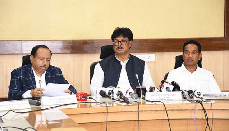 ओडिशा मंत्रिमंडल ने आदिवासी भूमि के हस्तांतरण पर फैसला वापस लिया