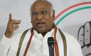 kharge2