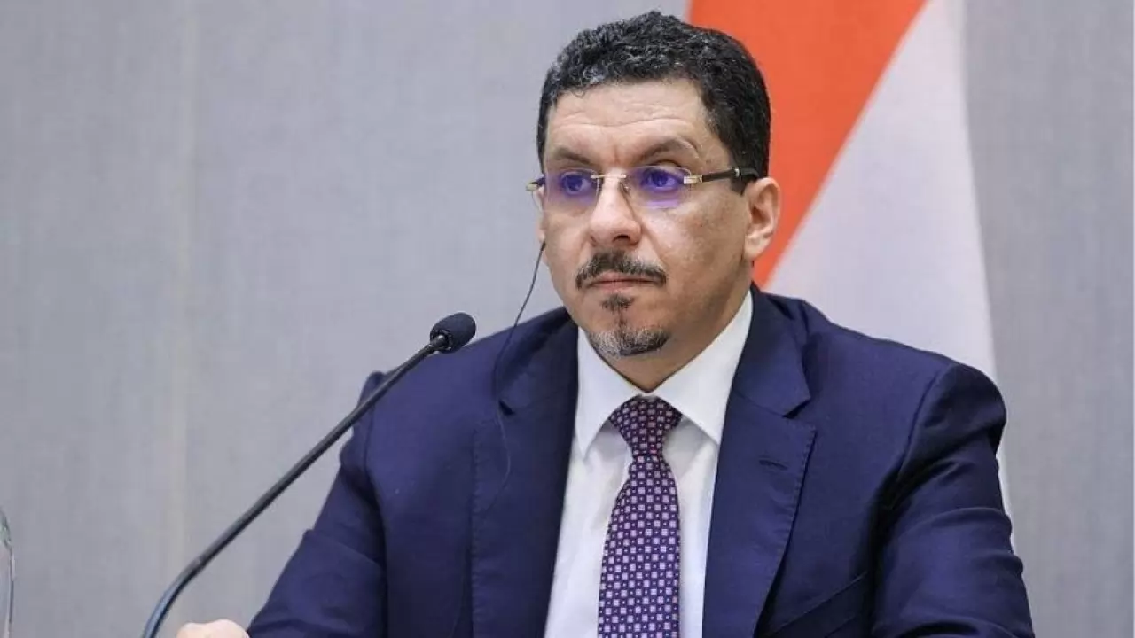 यमन की राष्ट्रपति परिषद ने प्रधानमंत्री अब्दुलमलिक सईद को बर्खास्त किया