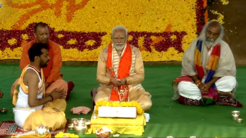 प्रधानमंत्री नरेन्द्र मोदी ने उत्तर प्रदेश के संभल में श्री कल्कि धाम मंदिर का शिलान्यास किया