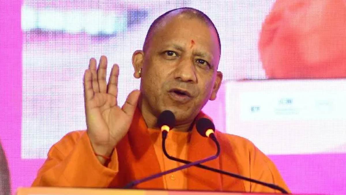 कल्कि धाम शिलान्यास: प्रधानमंत्री के दौरे से पहले आदित्यनाथ ने तैयारियों का लिया जायजा