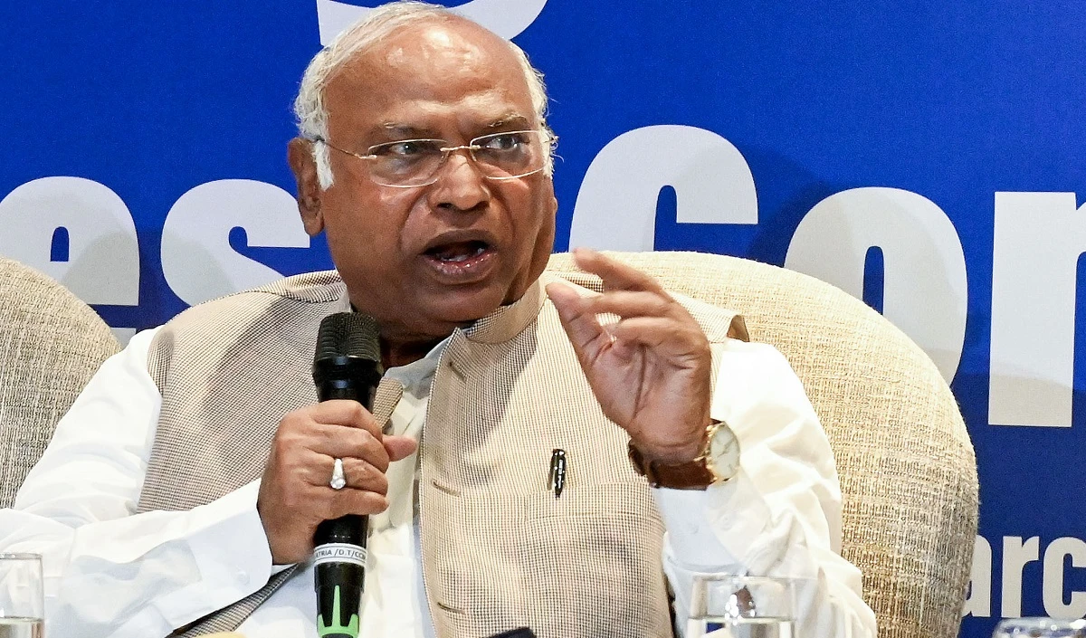 mallikarjun-kharge_large_1418_154