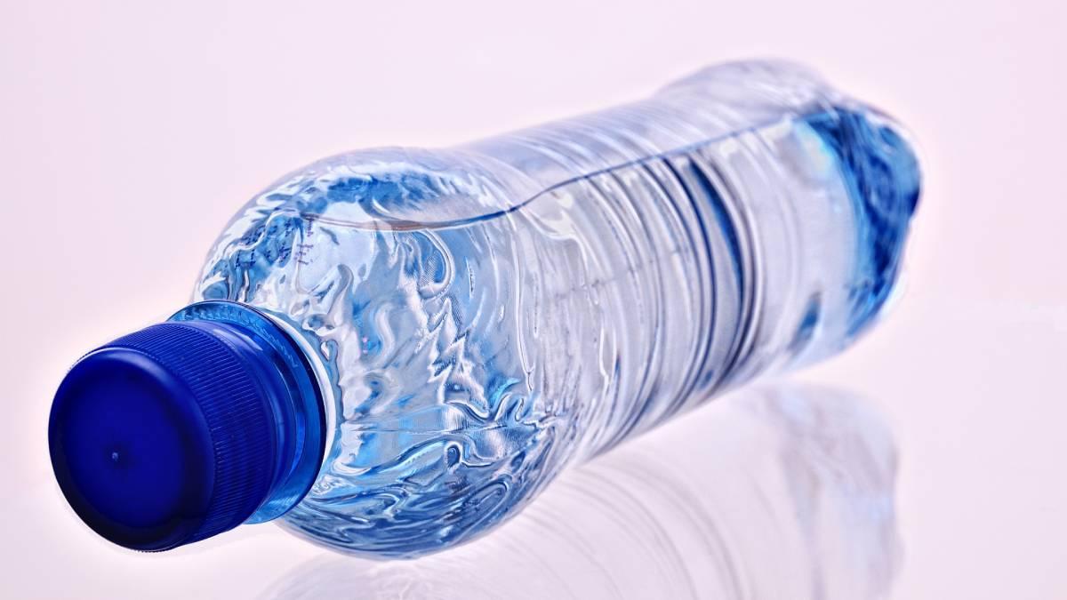 पानी की बोतल खरीदना आसान, मगर नहीं की जा सकती ऑक्सीजन की बोतल खरीदने की कल्पना !