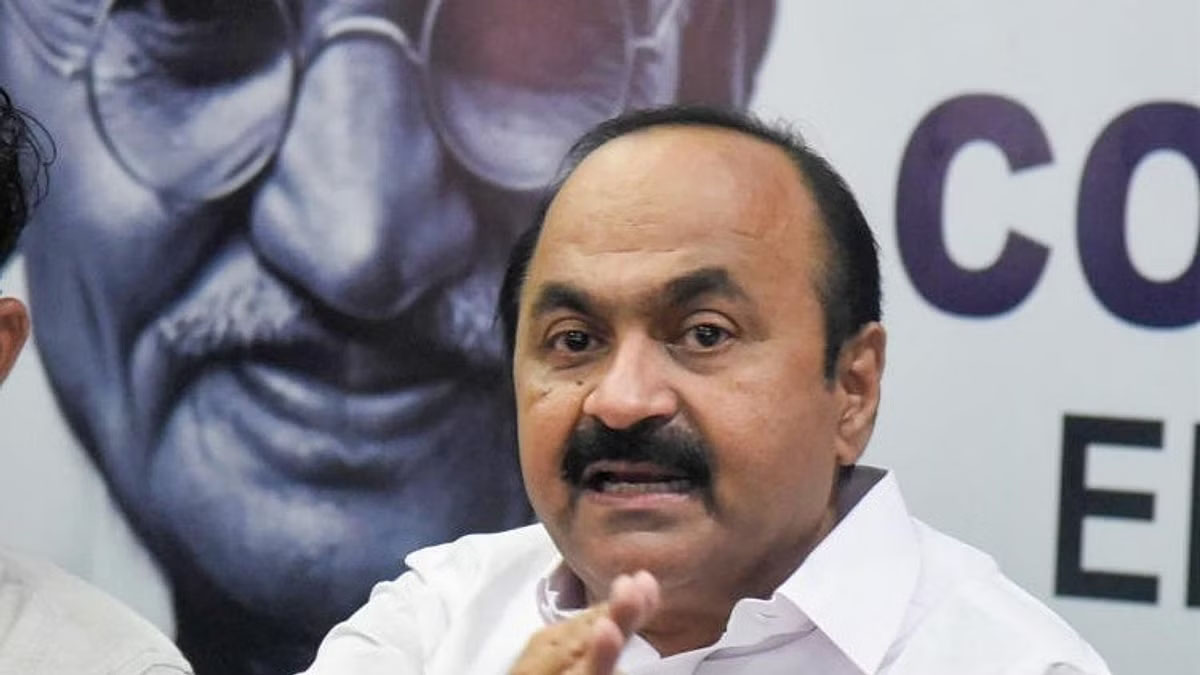 केरल: नेता प्रतिपक्ष ने आचार संहिता के उल्लंघन को लेकर दिल्ली के उपराज्यपाल के खिलाफ शिकायत की