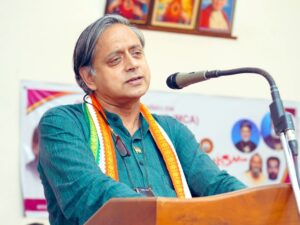 shashi-tharoor-10