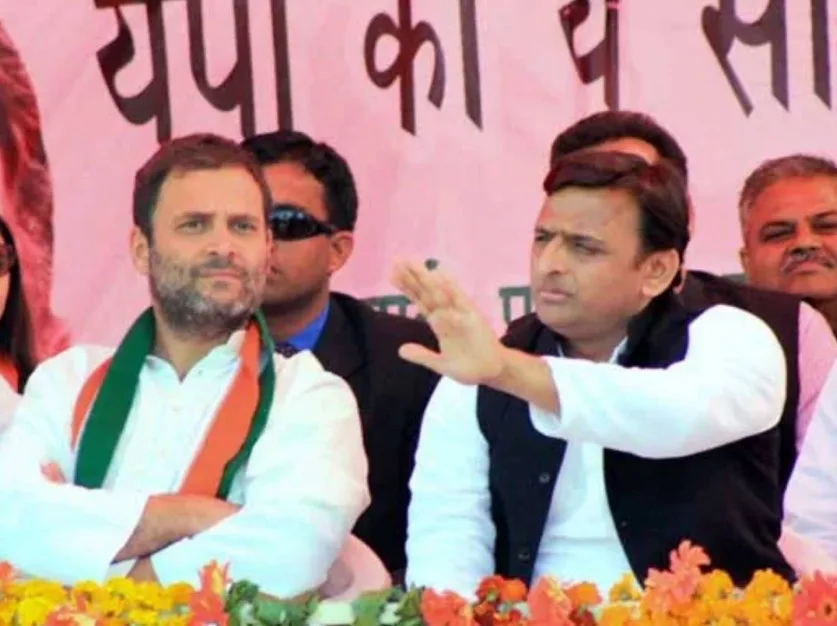 Akhilesh-Yadav-Rahul-Gandhi-jpg