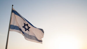 The-Flag-of-Israel-7-Facts730x411