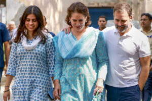 priyanka-gandhi-family