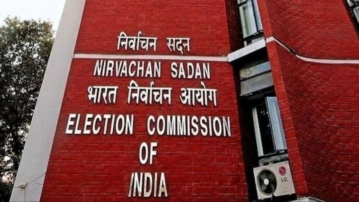 चुनाव के बाद योजनाओं के लिए मतदाताओं का पंजीकरण करने पर कार्रवाई करें: दिल्ली निर्वाचन कार्यालय