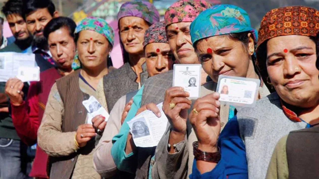हिमाचल प्रदेश: अबतक केवल तीन महिलाएं ही पहुंच पायीं लोकसभा, इस बार चुनाव मैदान में केवल दो महिलाएं