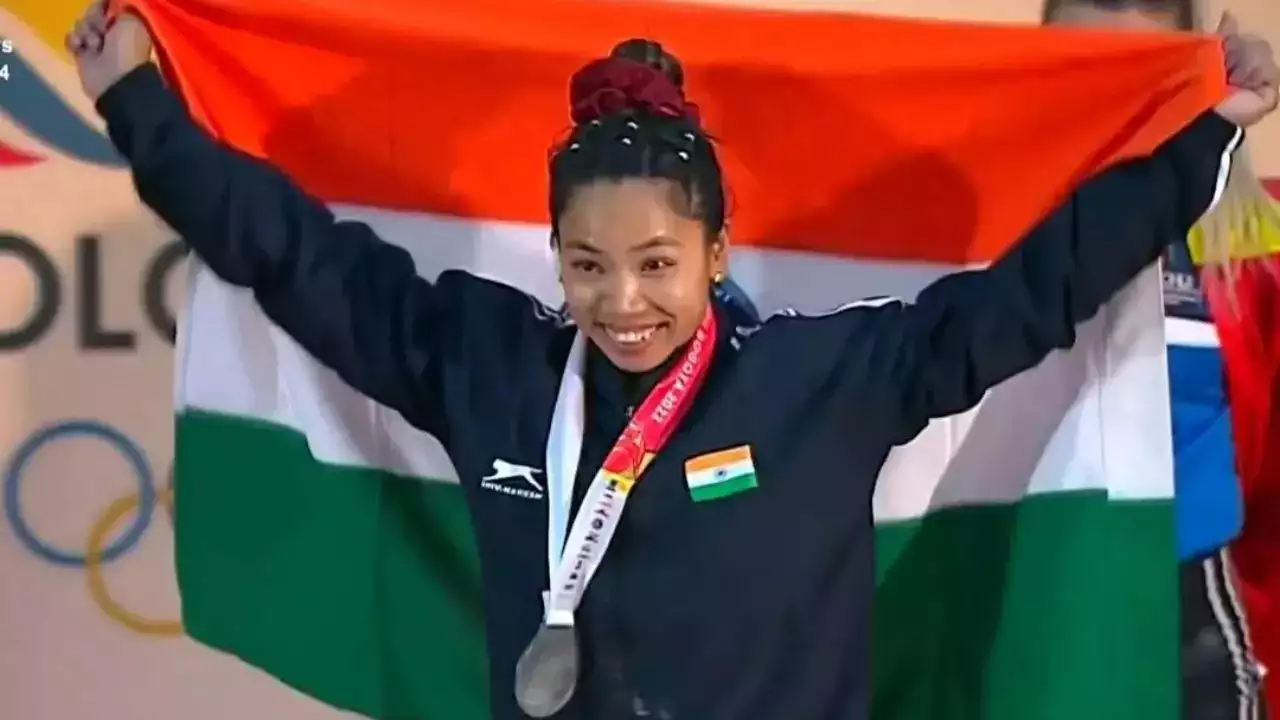 अपने सर्वश्रेष्ठ प्रदर्शन के साथ देश को पदक दिलाना लक्ष्य: मीराबाई
