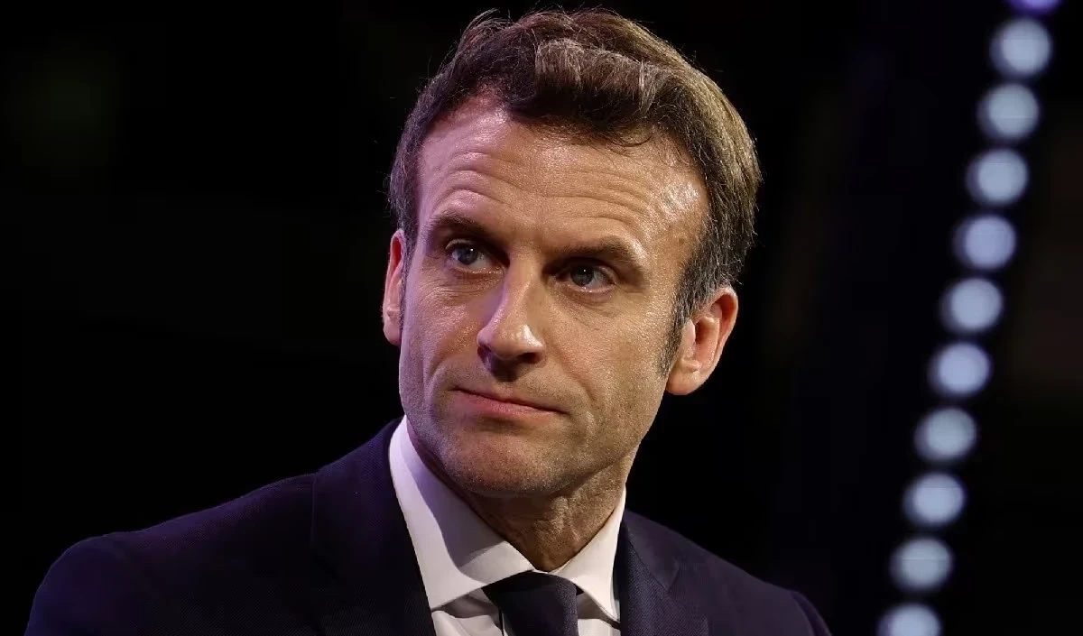 फ्रांस के राष्ट्रपति ने मध्यावधि विधायी चुनाव कराने की घोषणा की