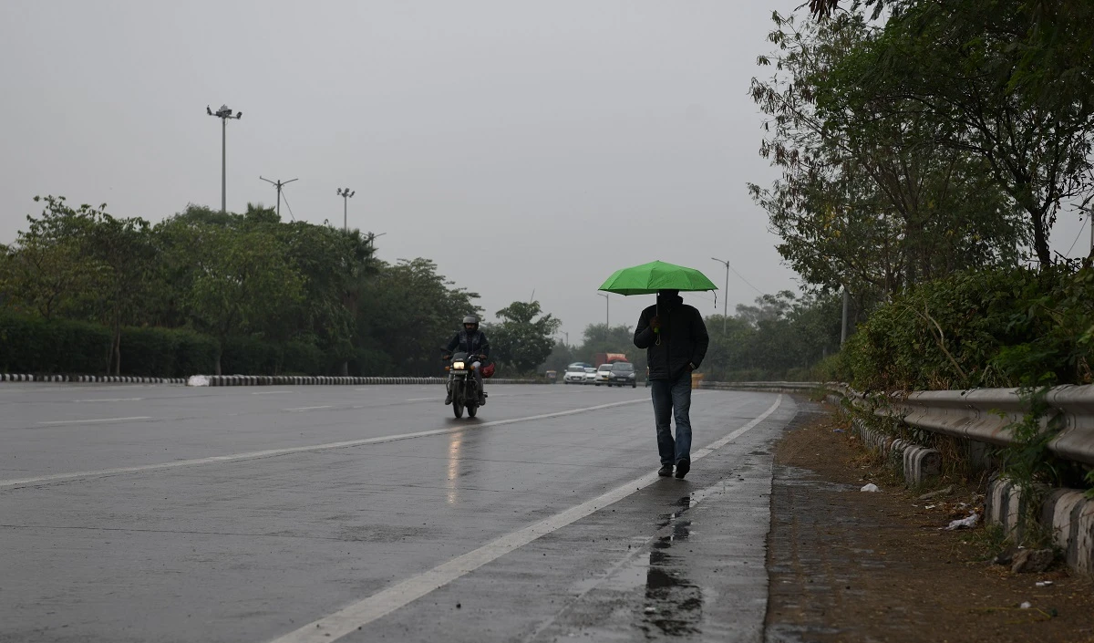 मौसम विभाग ने दिल्ली में हल्की बारिश की संभावना जतायी