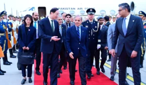 pak-pm-arrives-in-beijing_large_1418_154