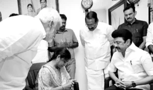 tamil-nadu-cm-meets-armstrong-family_large_1655_154