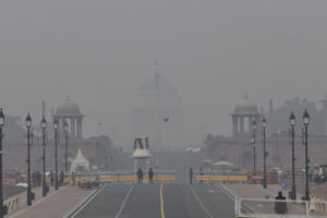 A thick layer of smog covers the Rashtrapati Bhavan as the quality of air goes down