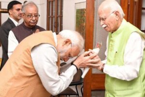 Lal-Krishna-Advani-AND-PM-MODI-1024x683