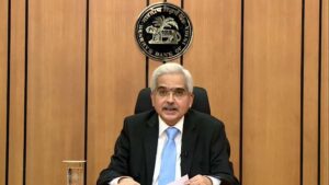 Mumbai: Reserve Bank of India Governor Shaktikanta Das addresses a pess conference at the RBI Headquarters in Mumbai on Apr 17, 2020. (Photo: IANS)