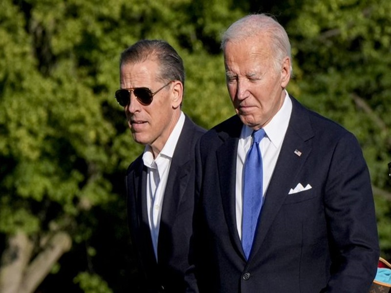 joe-biden-and-hunter-biden_202412302141