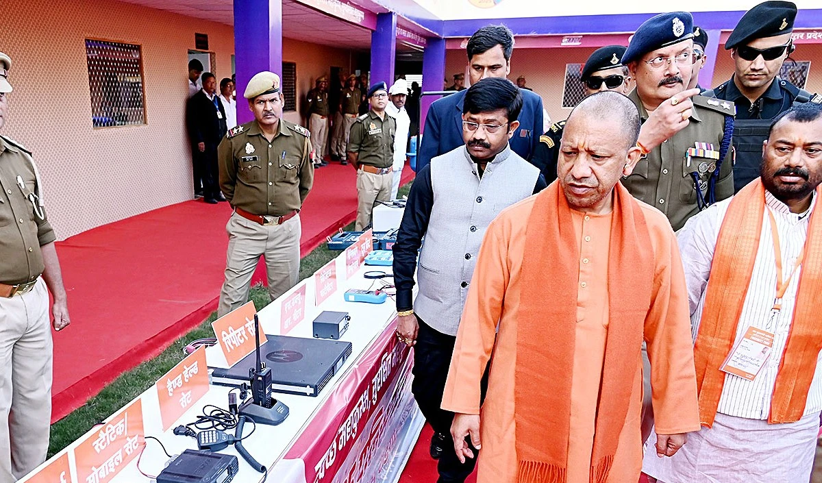 yogi-adityanath_large_1457_166