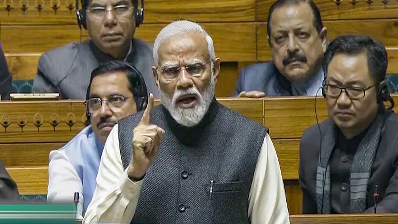 pm-modi-in-lok-sabha