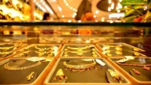 jewellery2-kO0F--621x414LiveMint_1714385106887_1714385107068