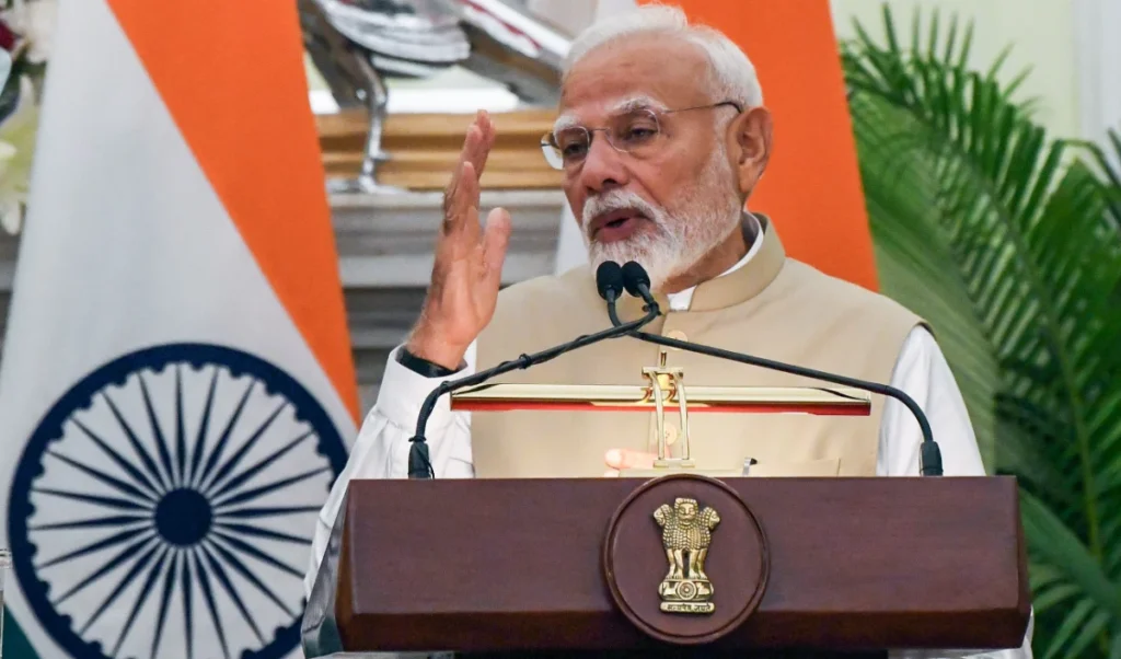 pm-modi_large_0947_153