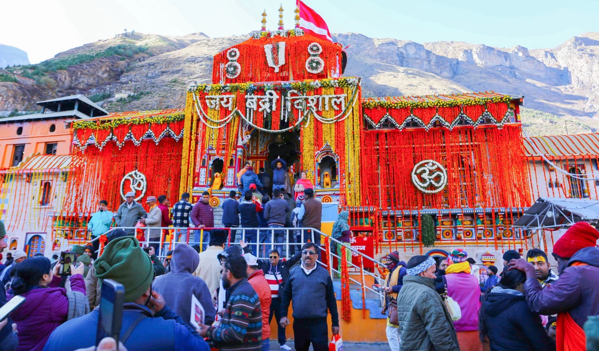 badrinath-temple_large_1039_153