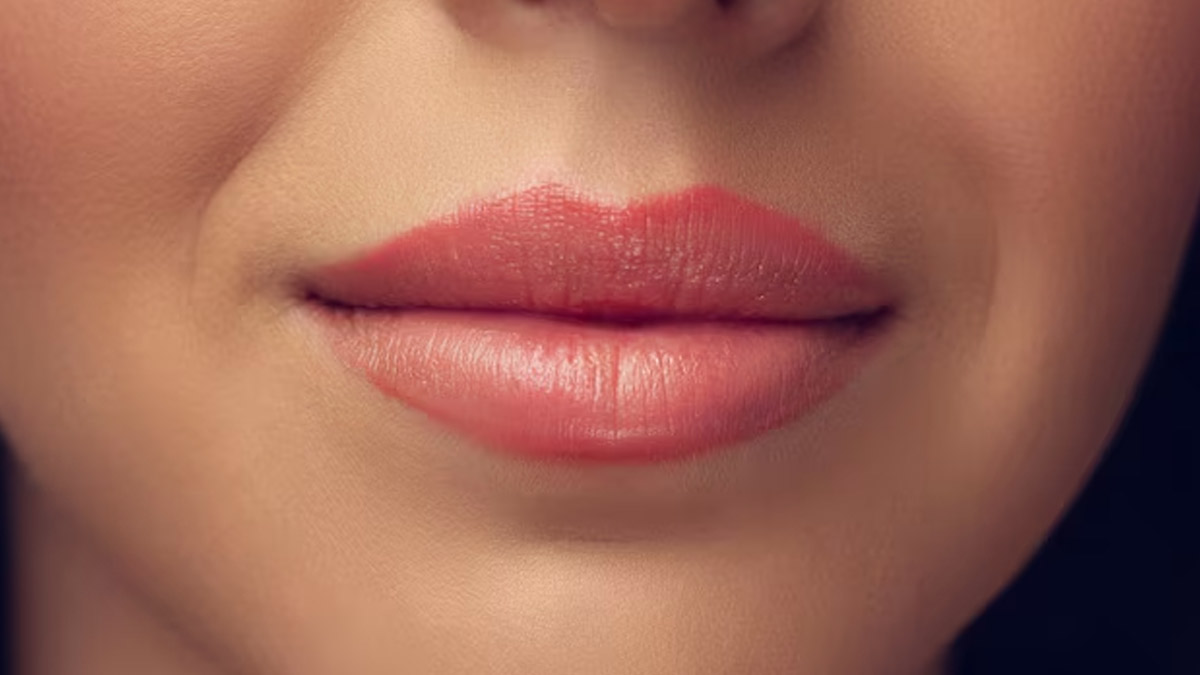 How-can-I-make-my-lips-pink-naturally
