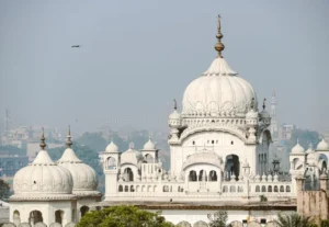 december-sikh-temple-sri-guru-arjan-dev-daytime-lahore-pakistan-207537301