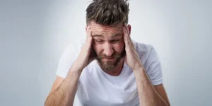hypersensitive-hearing-noise-bipolar-698786440