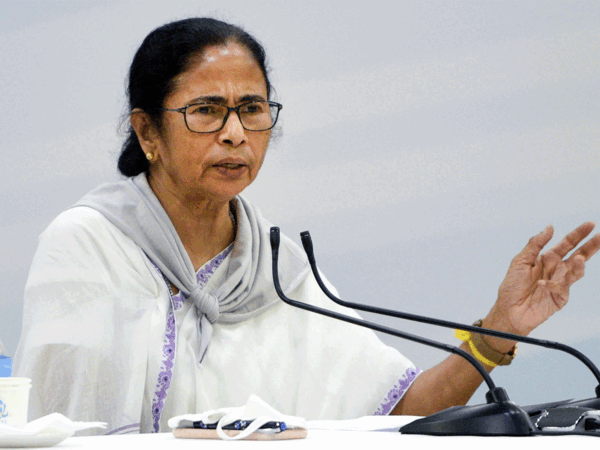news-updates-central-ministers-inciting-violence-in-west-bengal-says-mamata