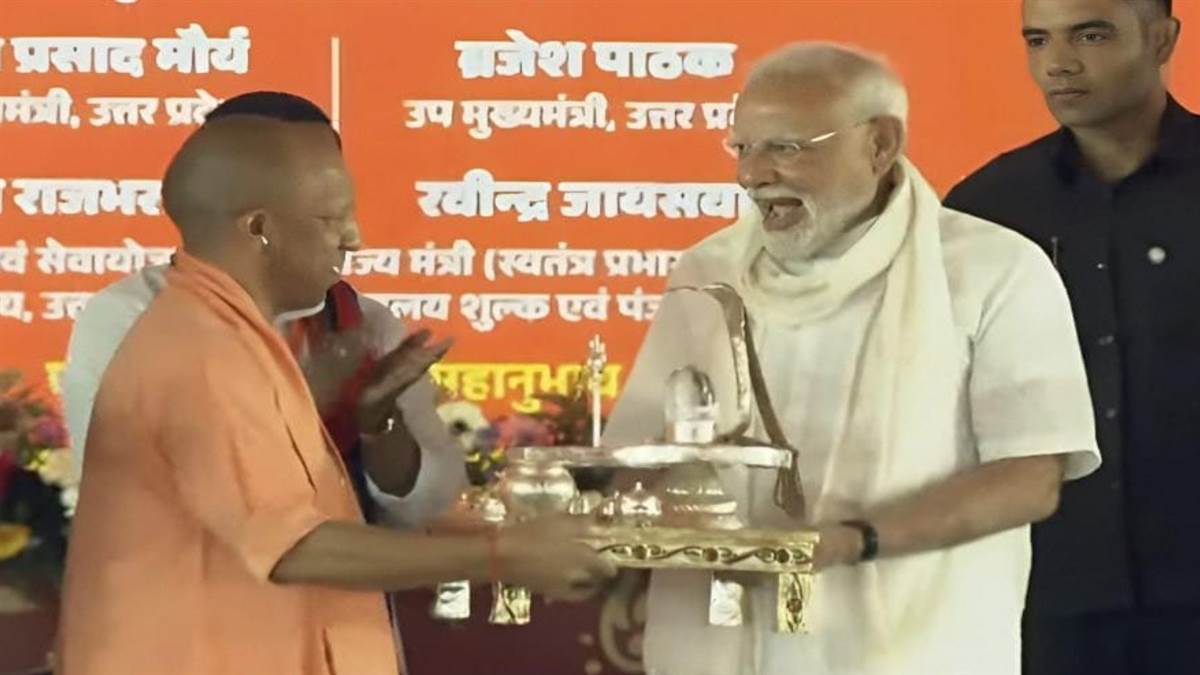 02_08_2025-modi_yogi_24001682