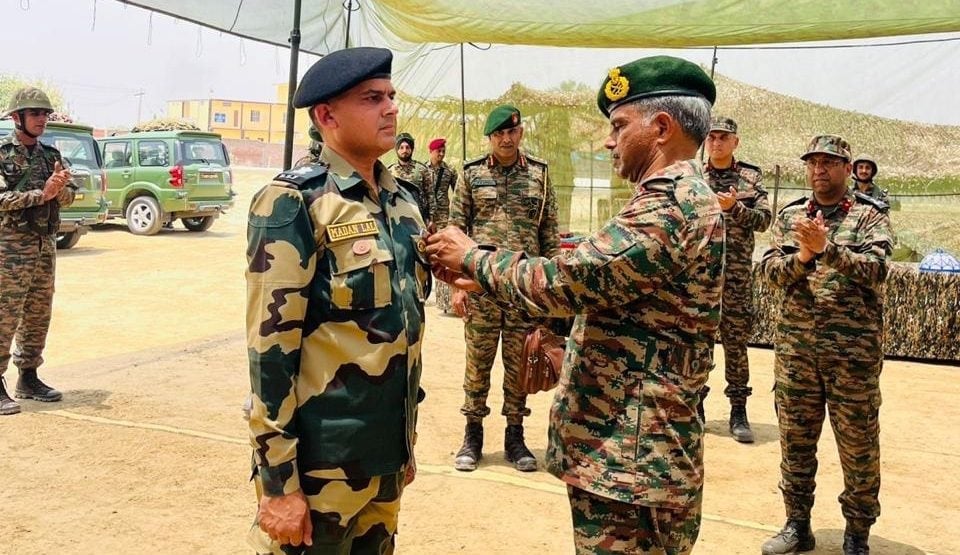 BSF-Deputy-Commandant-awarded-Commendation-Disc-for-leadership-in-Operation
