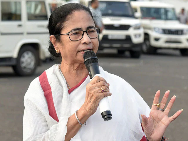 a9fu31ts_mamata-banerjee-ani_640x480_27_July_24