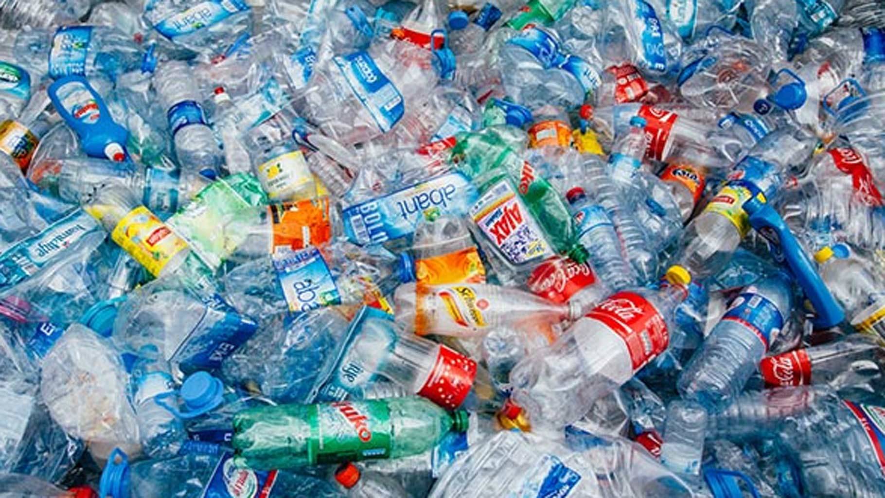 plastic-1820_060518044727