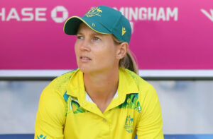 2025_4image_16_21_589198648former-australian-capta