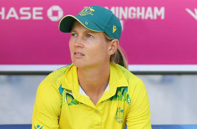 2025_4image_16_21_589198648former-australian-capta